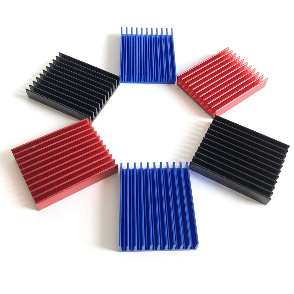 custom-extruded-aluminum-heatsink-fins-CNC-machining.webp